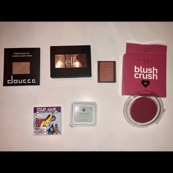 Makeup bundle - Picture 2 of 7